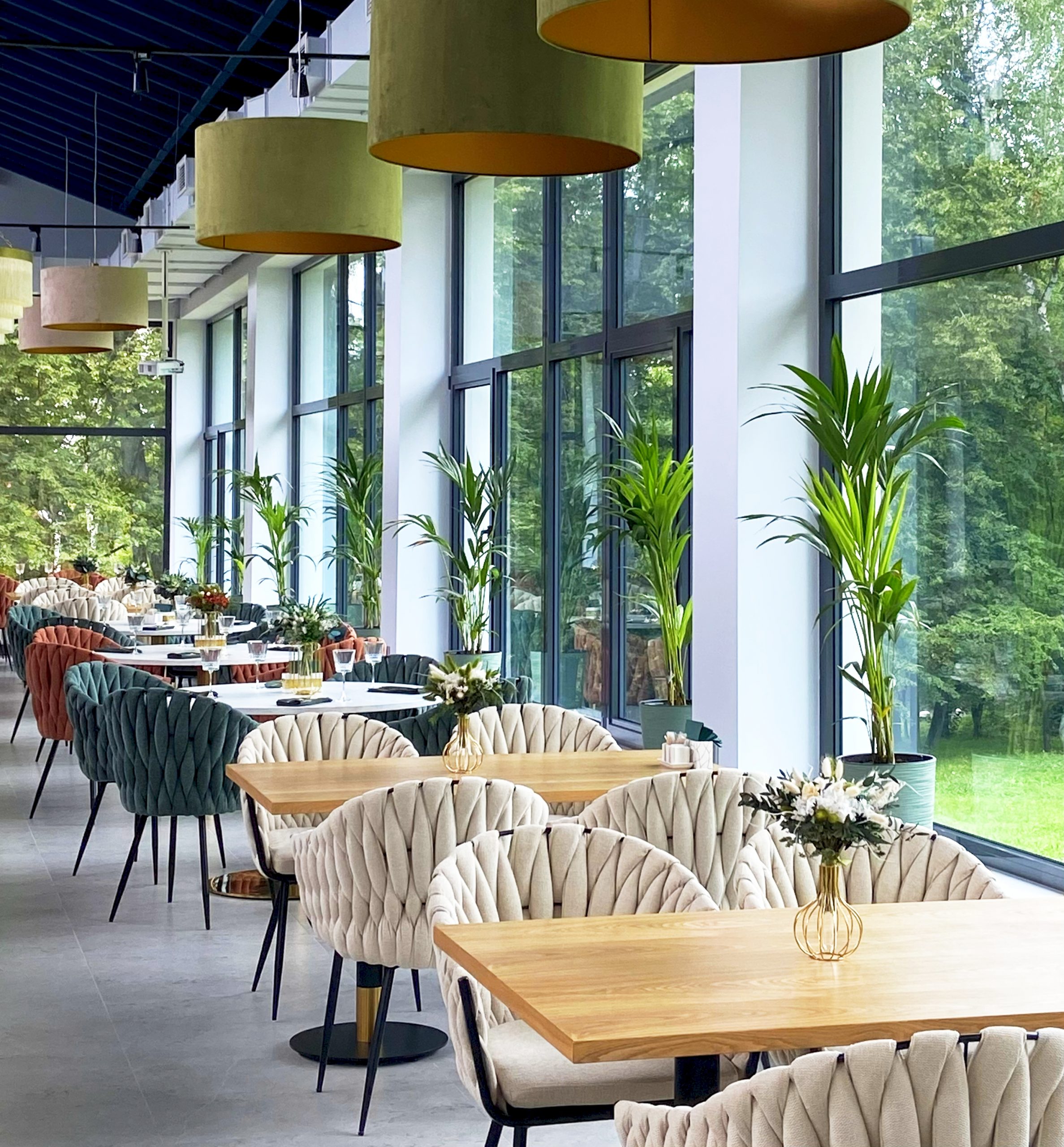 Скидка в будни с 12.00 до 15.00